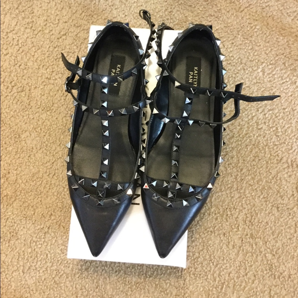 Lightly used Kaitlyn Pan in Black